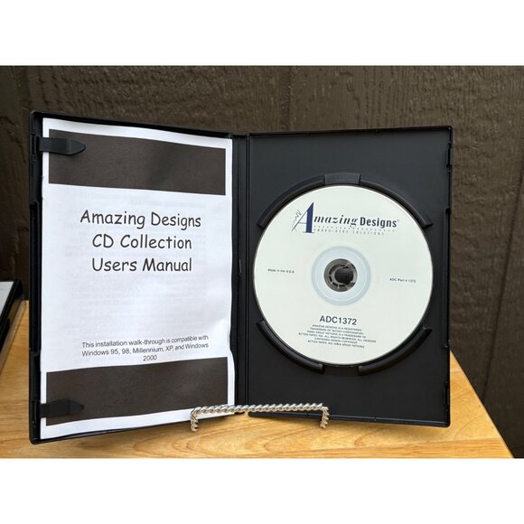 Amazing Designs Strawberry Patch Collection I Embroidery CD & Manual ADC1372 - Picture 3 of 4